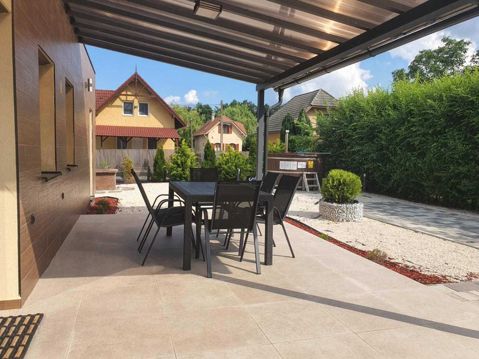 H&H Apartments Poroszló Zewnętrze zdjęcie
